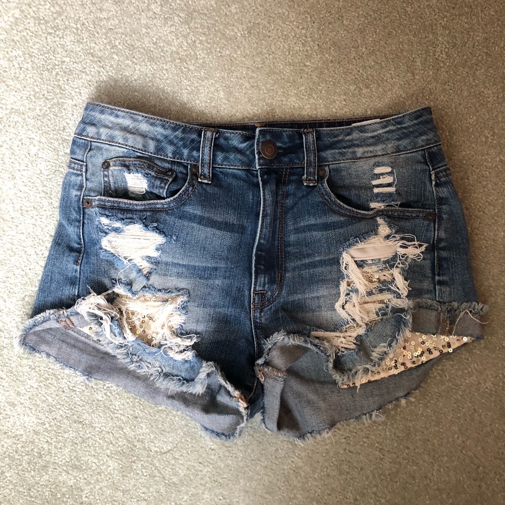 ***SOLD*** American Eagle Festival Hi-rise Shorts